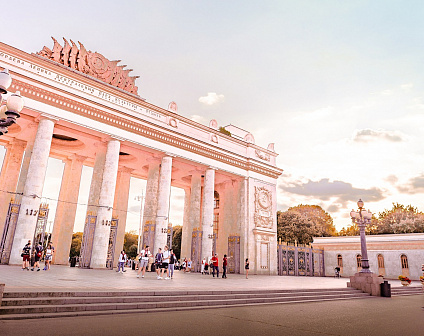 Названы топ-5 парков Москвы для осенней фотосессии и лучшие жилые проекты рядом с ними